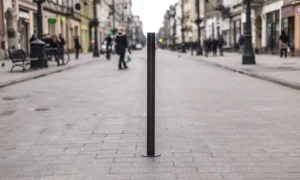 Słupek miejski Viking z łańcuchem