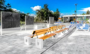 Ławka parkowa betonowa Roma z oparciem