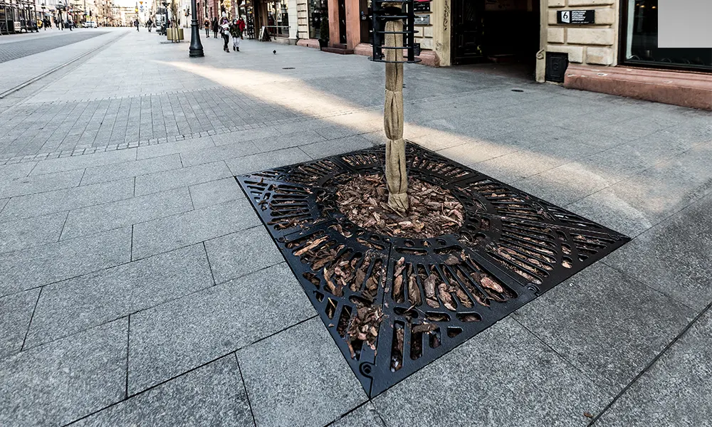 Krata żeliwna pod drzewo