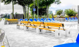 Ławka parkowa betonowa Roma z oparciem