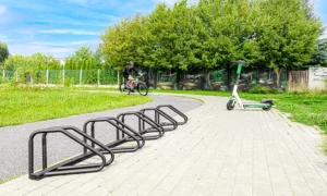 Stojak rowerowy Spartan skośny