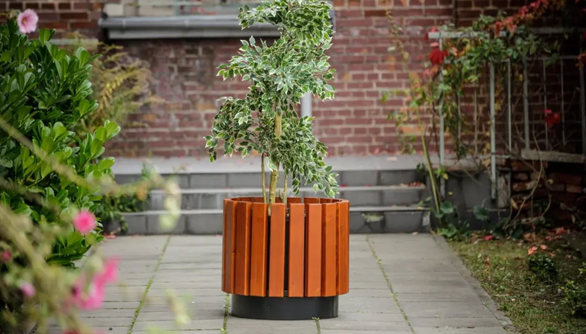 Donica miejska idealnie dopasowana