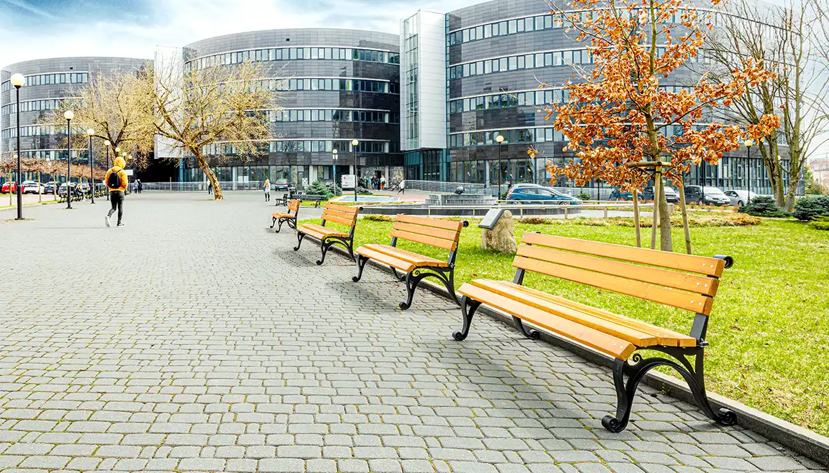 Mała architektura – miejska enklawa