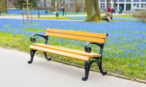 Ławka parkowa Wiedeńska z podłokietnikiem