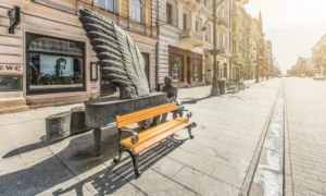 Ławka parkowa Wiedeńska z podłokietnikiem