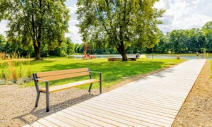 Ławka parkowa Gladiator z podłokietnikiem