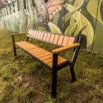 Ławka parkowa Gladiator Prestige z drewnianym podlokietnikiem