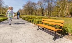Ławka dla dzieci Balbina 2