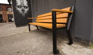 Ławka parkowa Gladiator Bis z podl. drewnianym