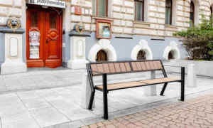 Ławka parkowa Gladiator WPC z podłokietnikiem