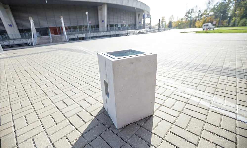 Kosz na śmieci Roma